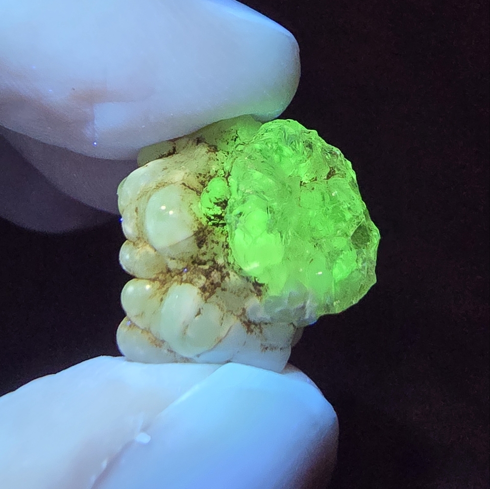 Hyalite Opal Crystal 3.3 grams